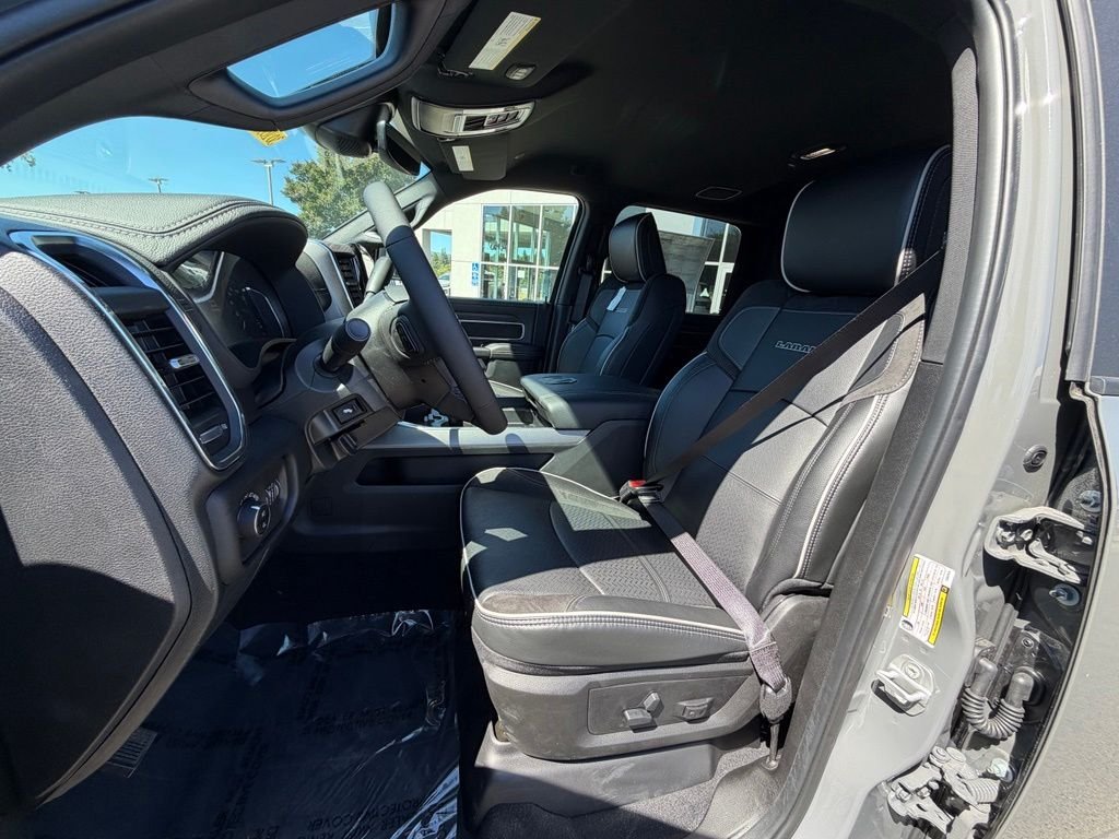 New 2026 Ceramic Gray Clear-Coat Exterior Paint RAM Laramie image 9