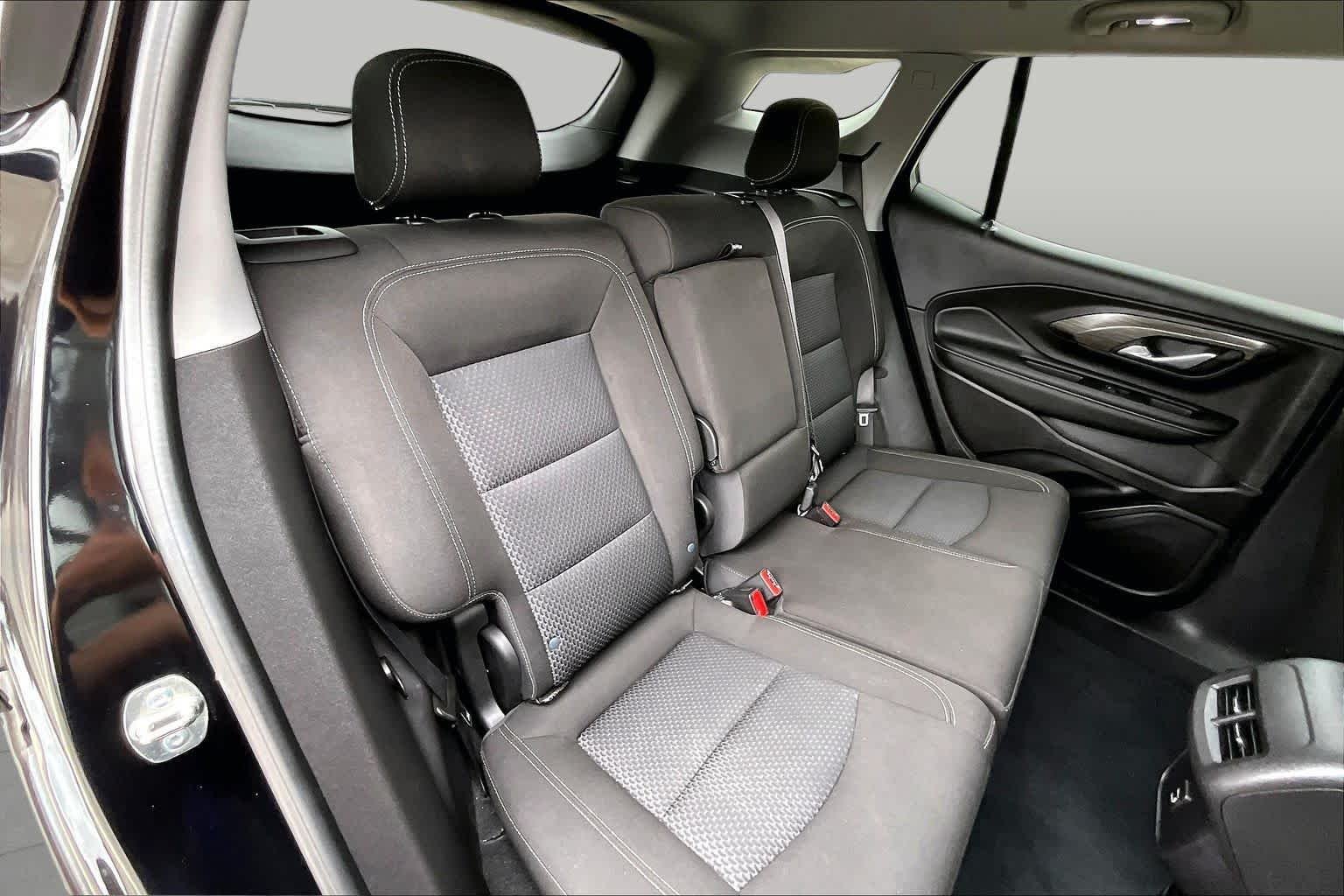 Used 2024 Ebony Twilight Metallic GMC SLE image 37