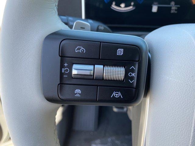 New 2026 Hampton Gray Hyundai SE FWD image 26