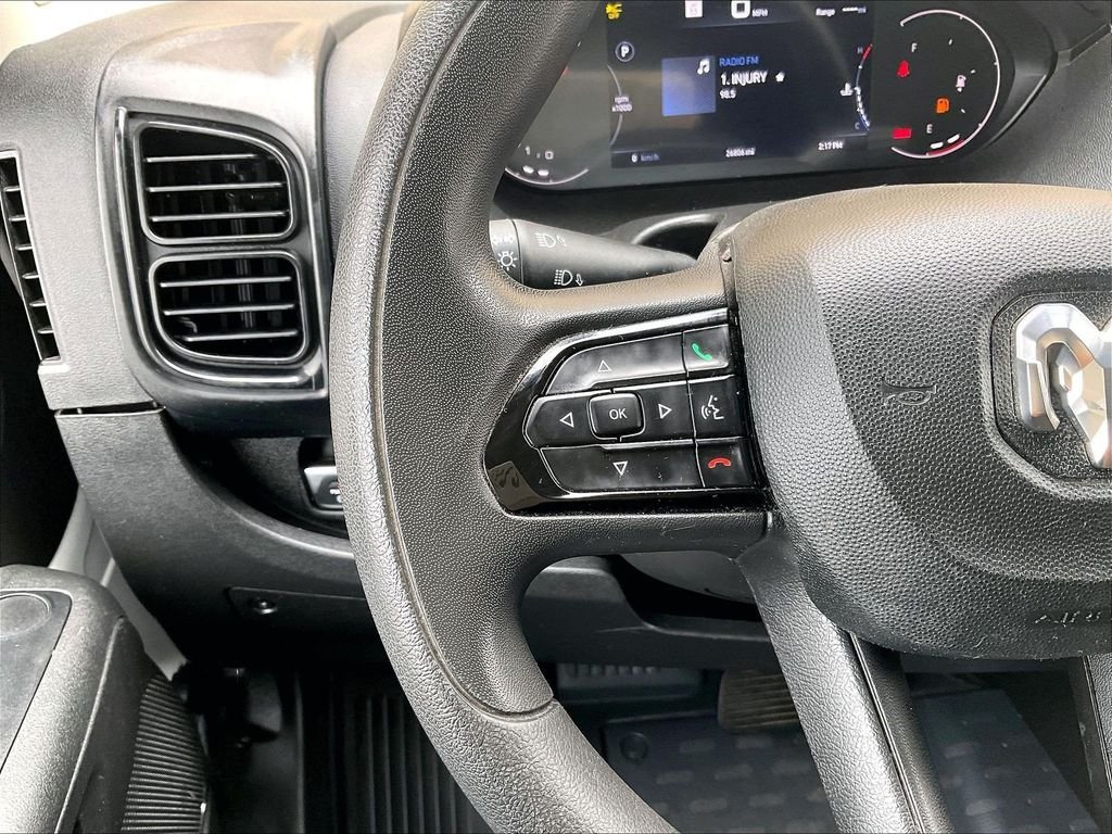 Used 2025 White Ram Base image 22