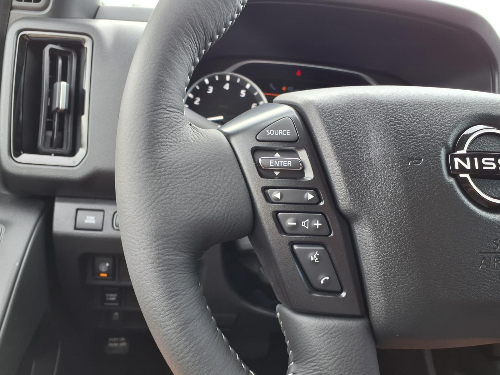 2026 Nissan Frontier SV Green at Robbins Nissan