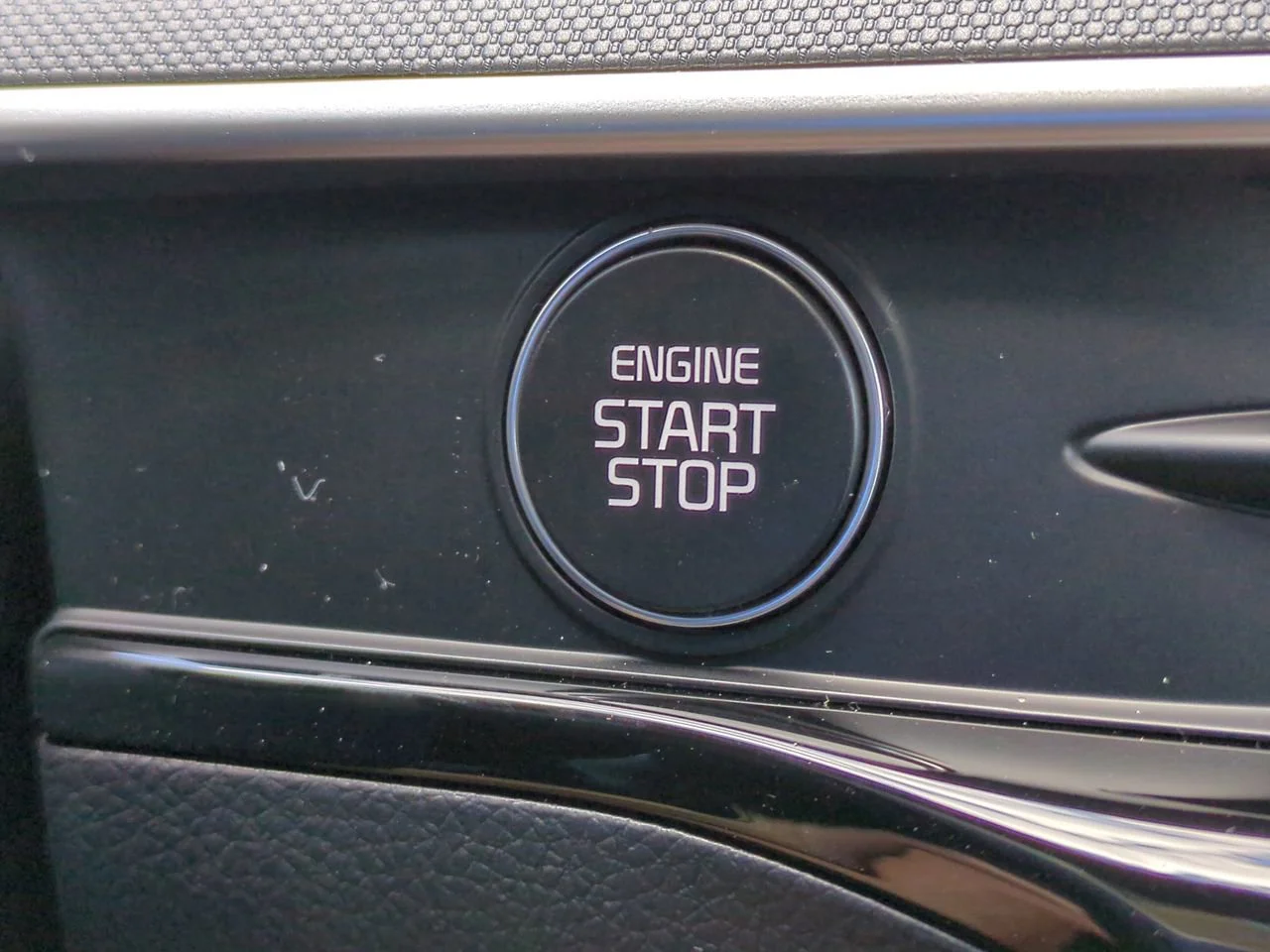 New 2026 Interstellar Gray Kia LXS image 31