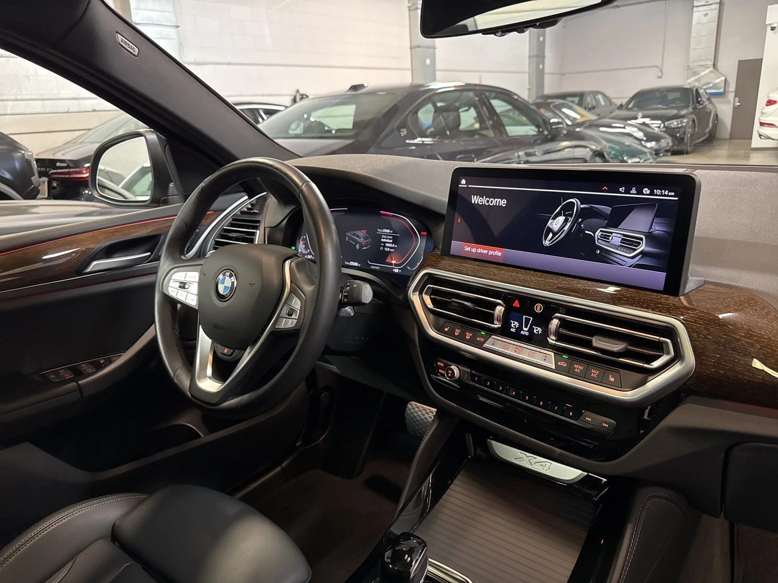 Used 2023 Black BMW xDrive30i image 25