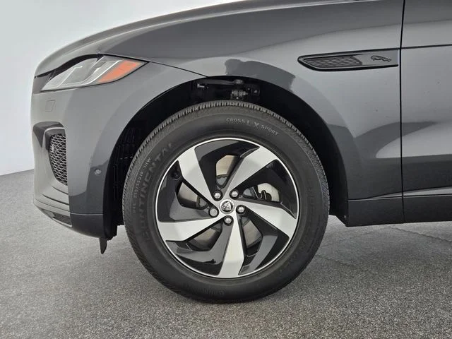 Certified Used 2025 Gray Jaguar P400 R-Dynamic S image 9