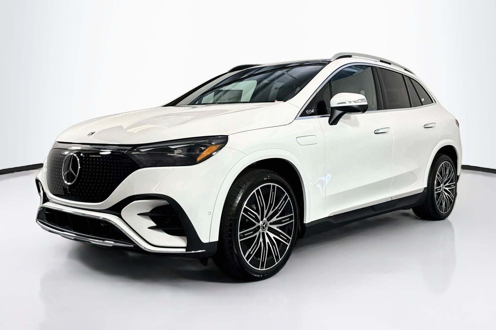 New 2027 Polar White Mercedes-Benz EQE 320 image 1
