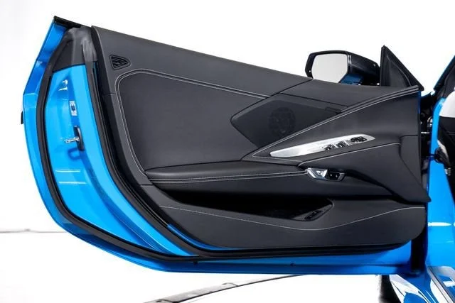 Used 2021 Rapid Blue Chevrolet Stingray image 49