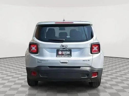 Used 2021 Glacier Metallic Jeep Sport image 4