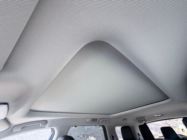 New 2026 Everest White Pearl TriCoat Nissan Platinum image 19