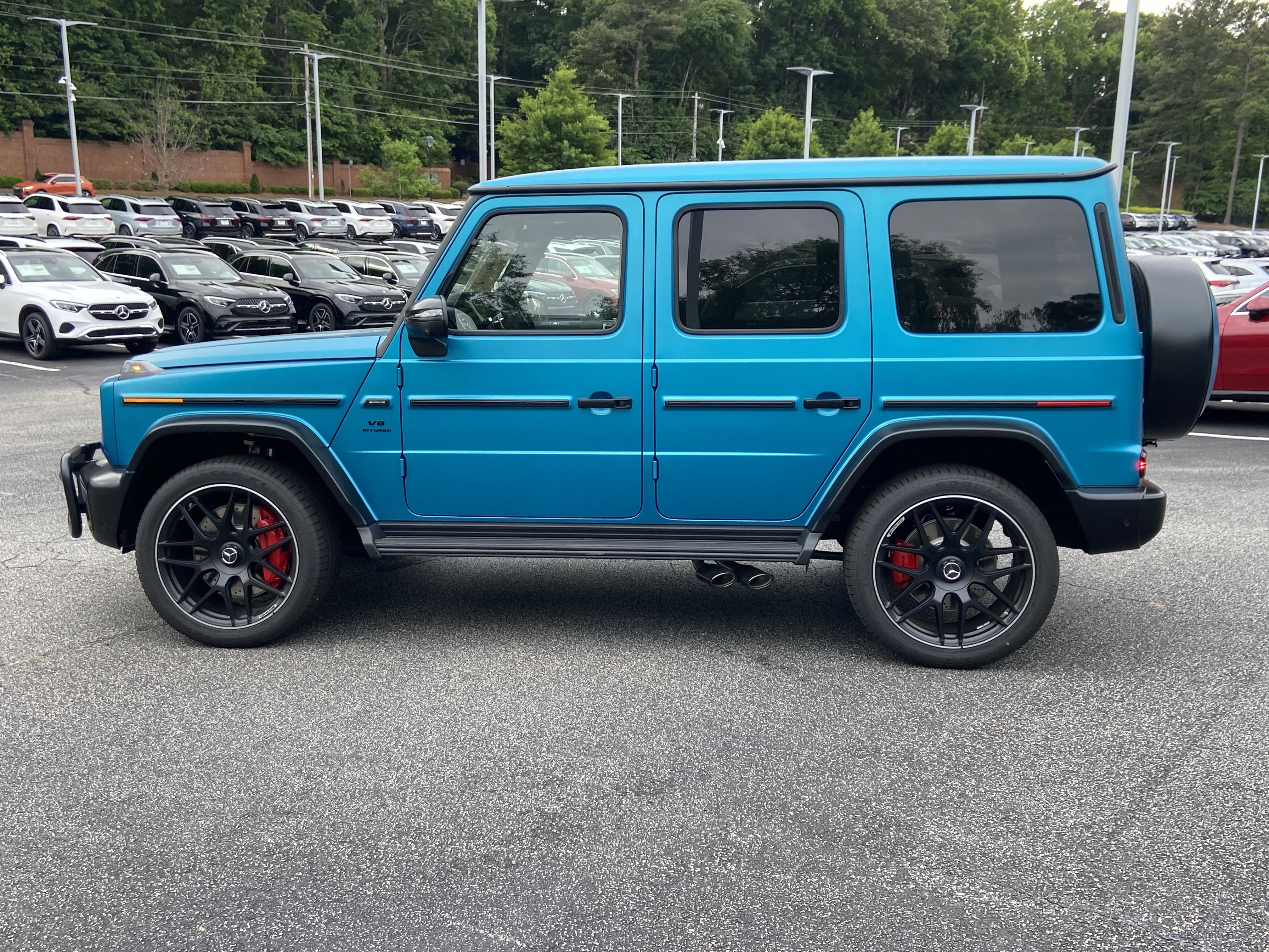 New 2026 MANUFAKTUR hyper blue magno Mercedes-Benz AMG® G 63 SUV image 12