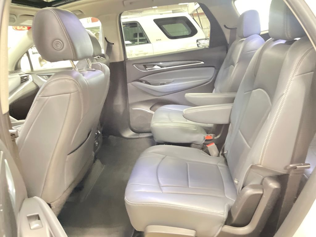 Used 2020 White Buick Essence image 27