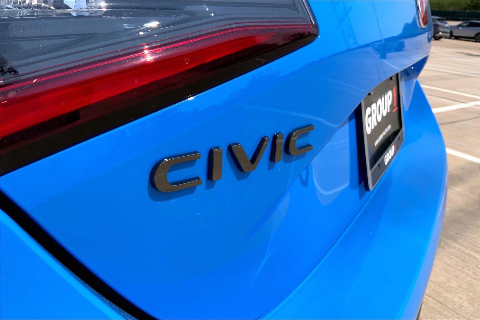 Used 2024 Boost Blue Pearl Honda  image 9