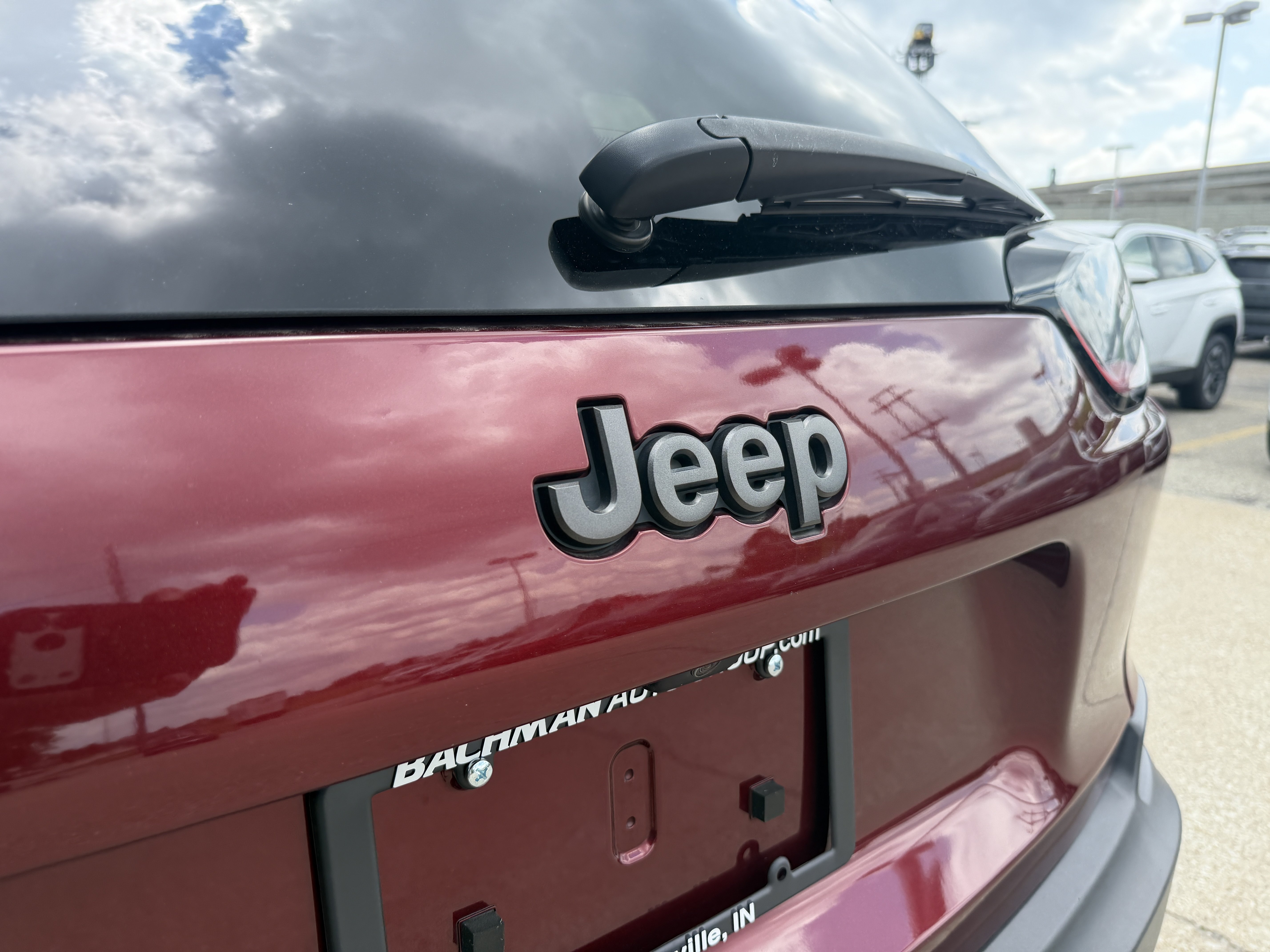 Used 2021 Velvet Red Pearlcoat Jeep 80th Anniversary image 10