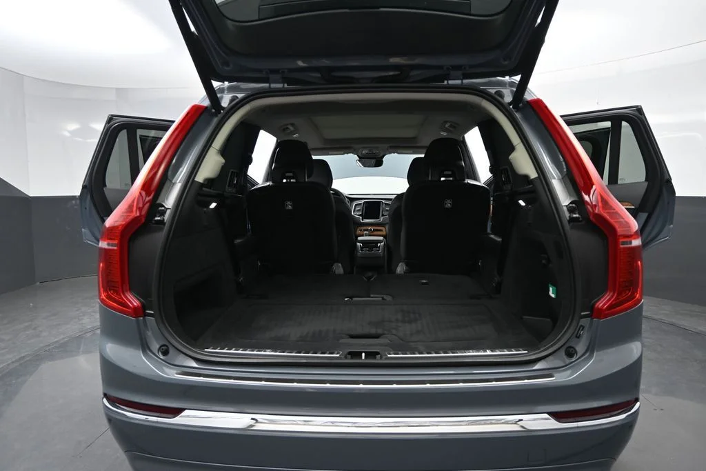 Certified Used 2023 Thunder Grey Volvo Plus image 20