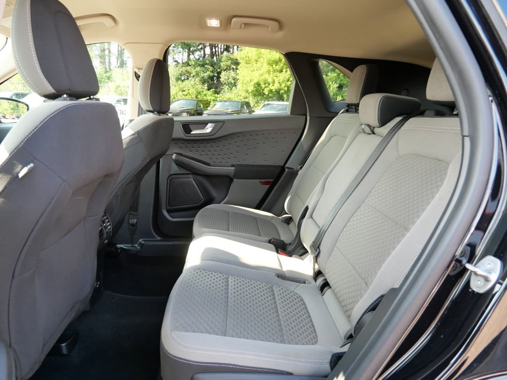 Certified Used 2020 Black Ford SE image 15