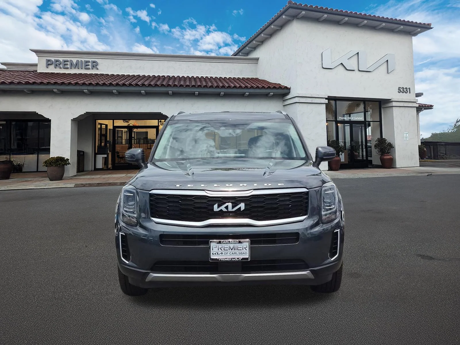 Certified Used 2022 Gravity Gray Kia S image 3