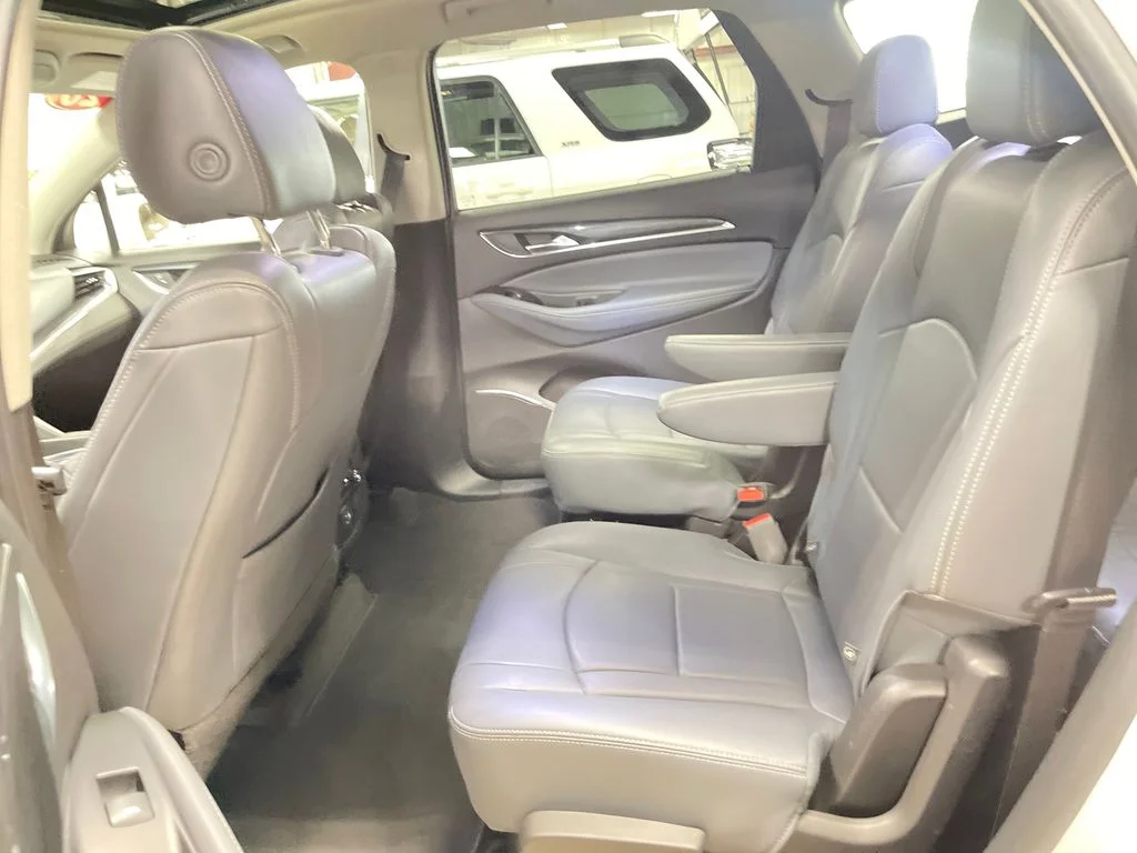 Used 2020 White Buick Essence image 27