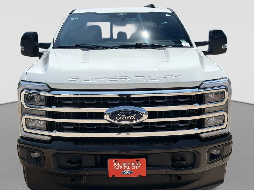 Used 2024 White Ford King Ranch image 10