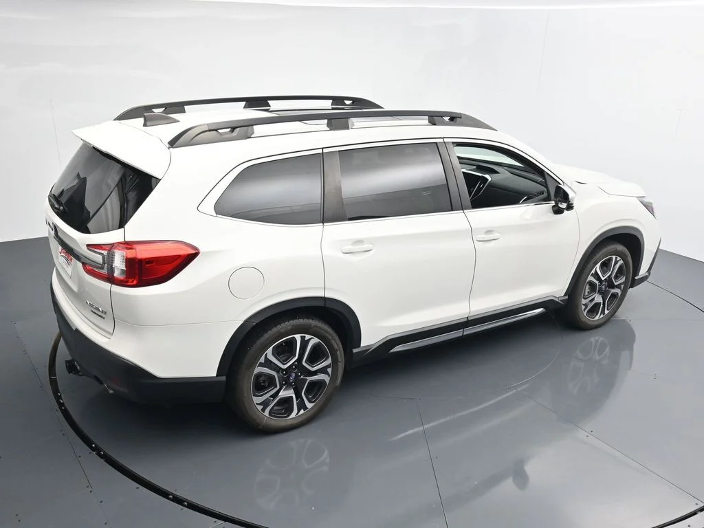 Used 2023 White Subaru Limited image 27
