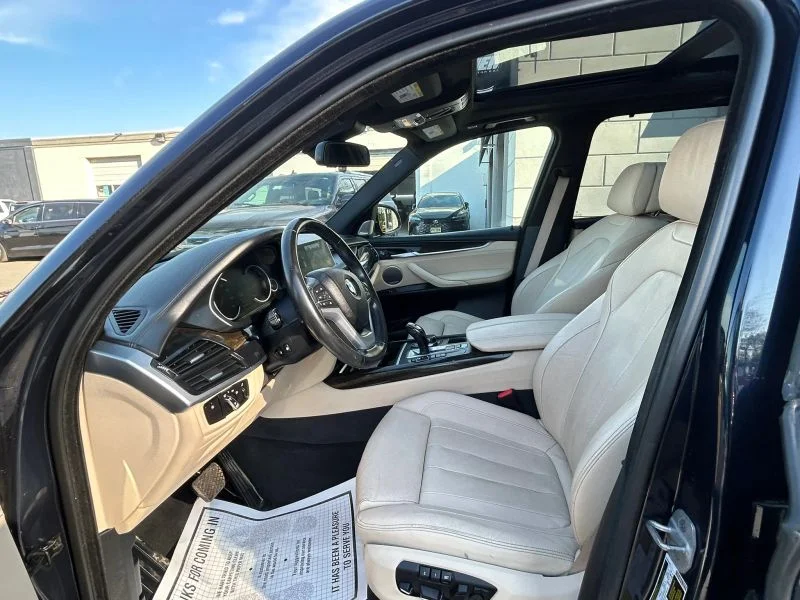 Used 2018 Blue BMW xDrive35i Sport Utility 4D image 31