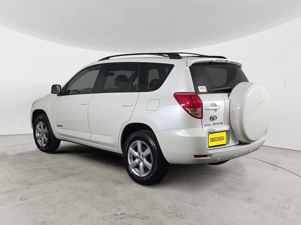 Used 2007 Blizzard Pearl Toyota Limited image 7