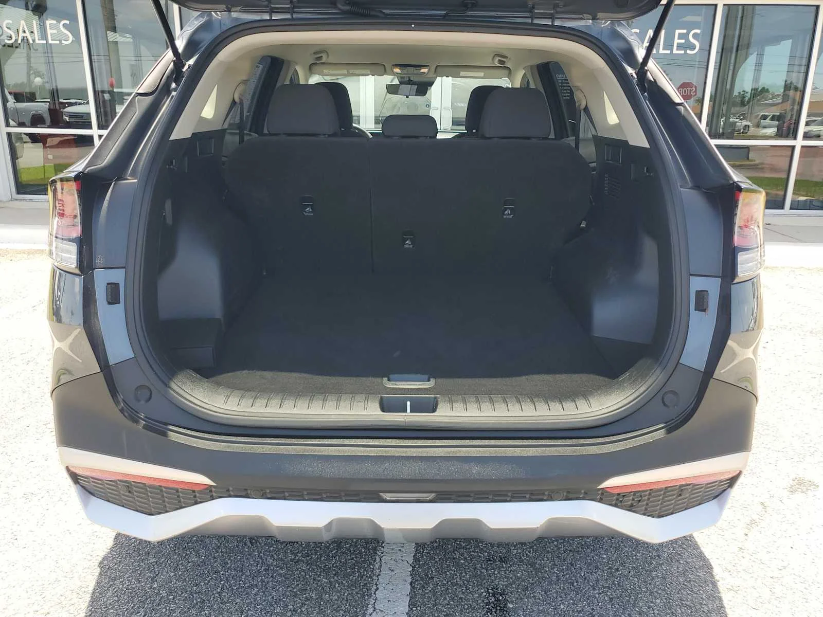 2023 Kia Sportage LX - Photo 6