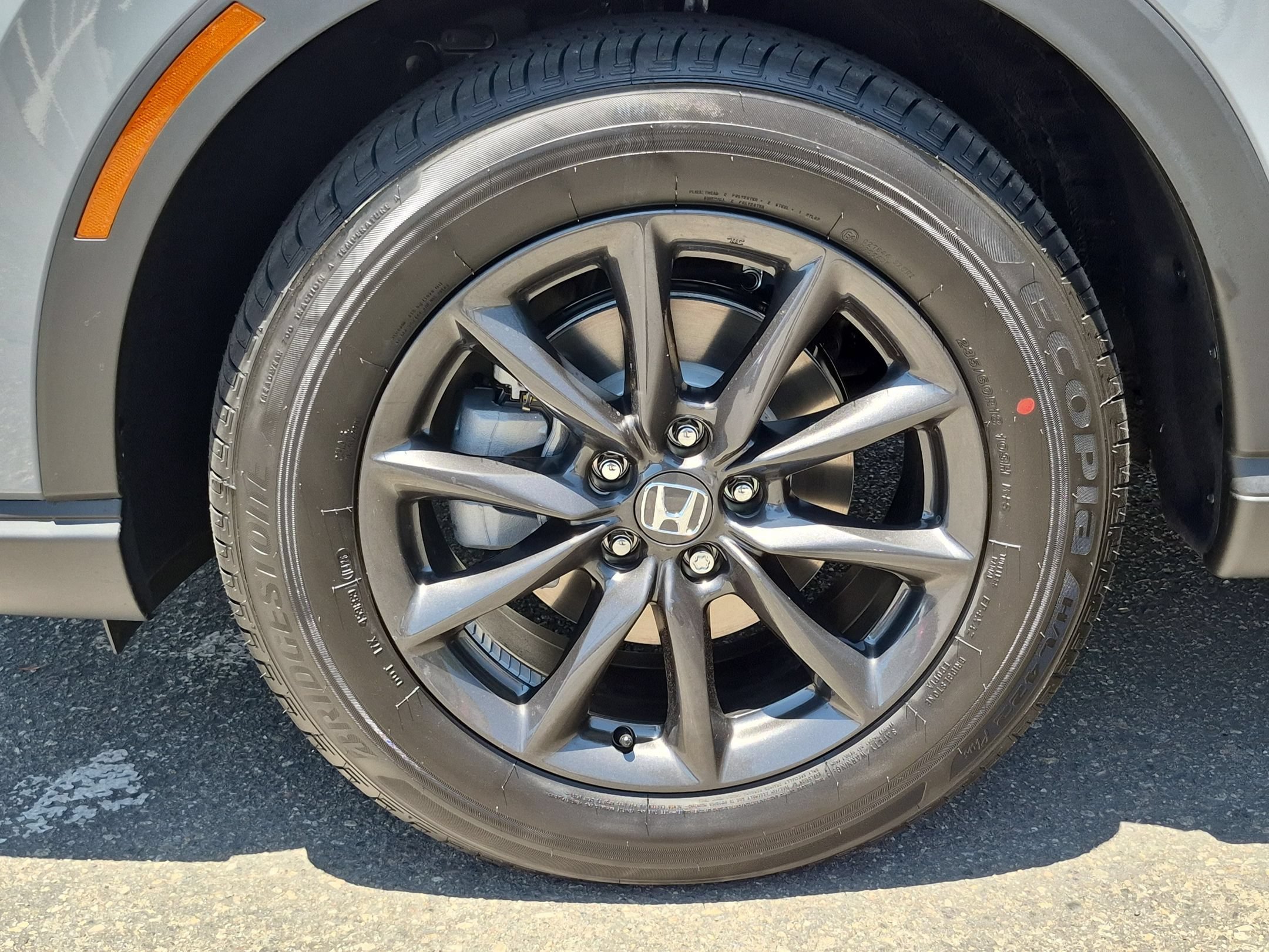 New 2026 Urban Gray Pearl Honda EX-L image 15