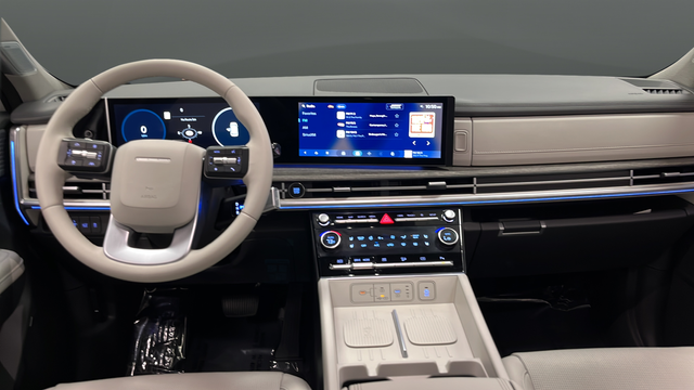 Used 2025 Serenity White Hyundai Limited image 11