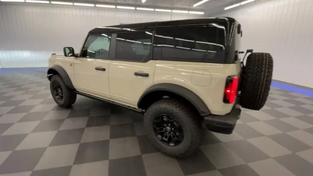 New 2026 Desert Sand Ford Badlands® image 6
