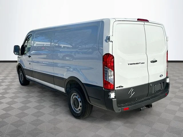 New 2026 Oxford White Ford Base image 4