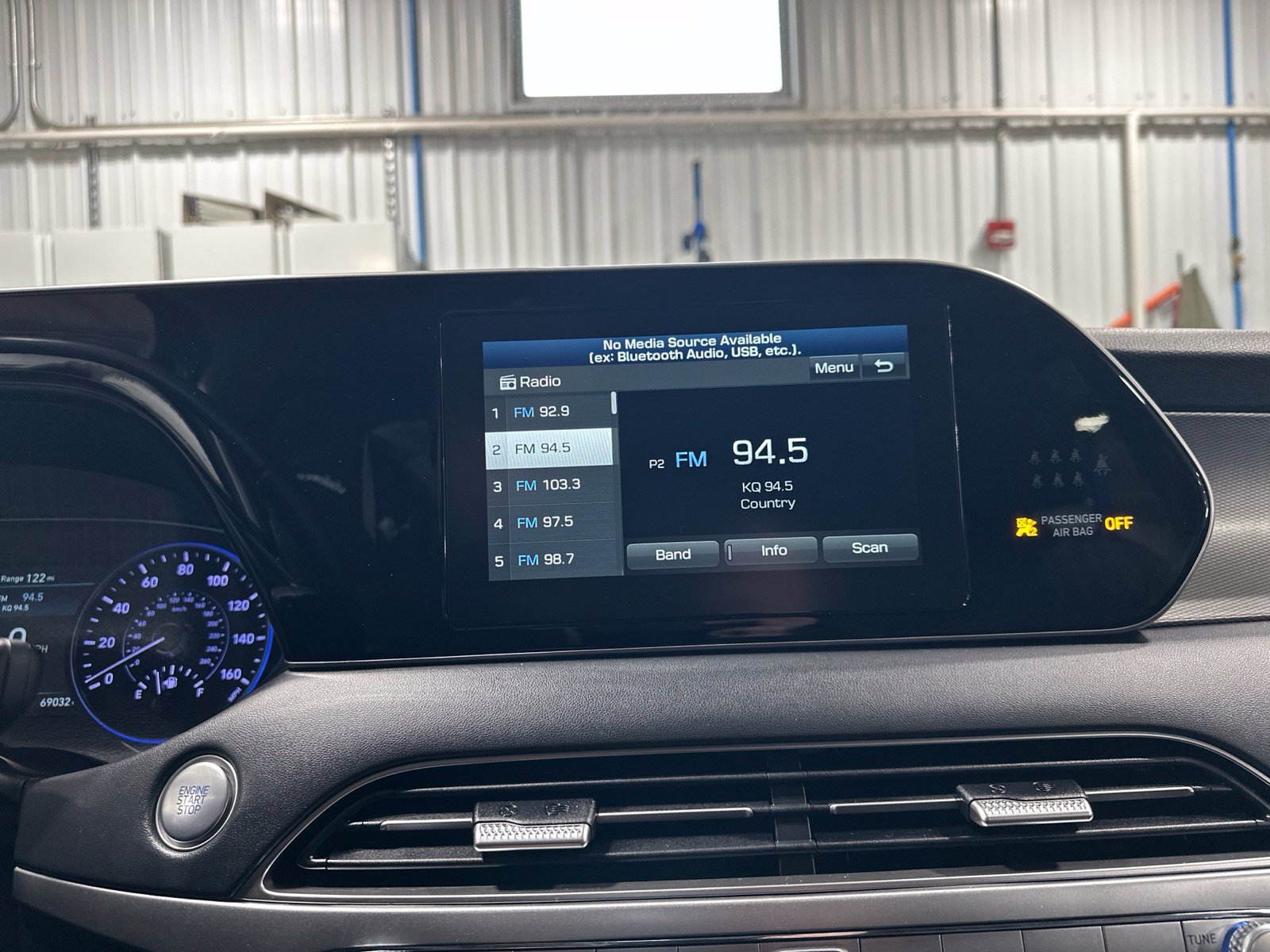Used 2020 Black Hyundai SEL image 60