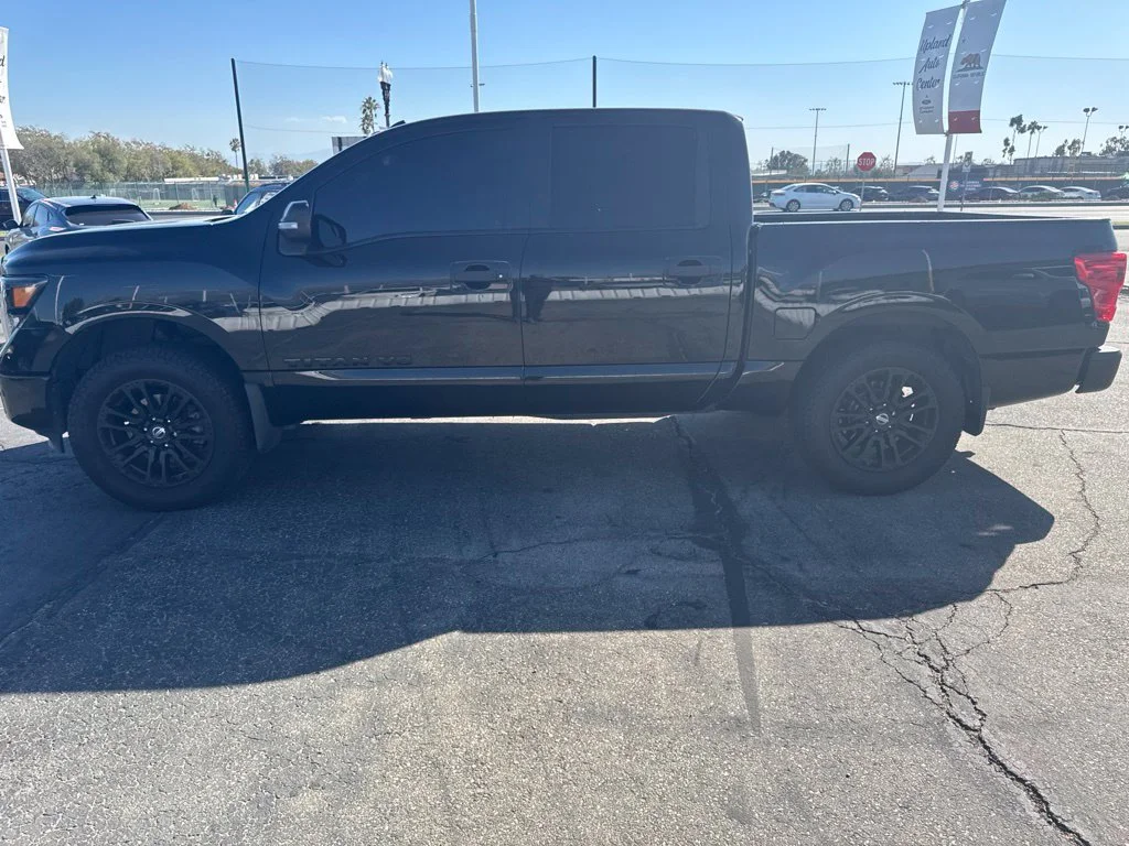 Used 2019 Magnetic Black Nissan SV image 5
