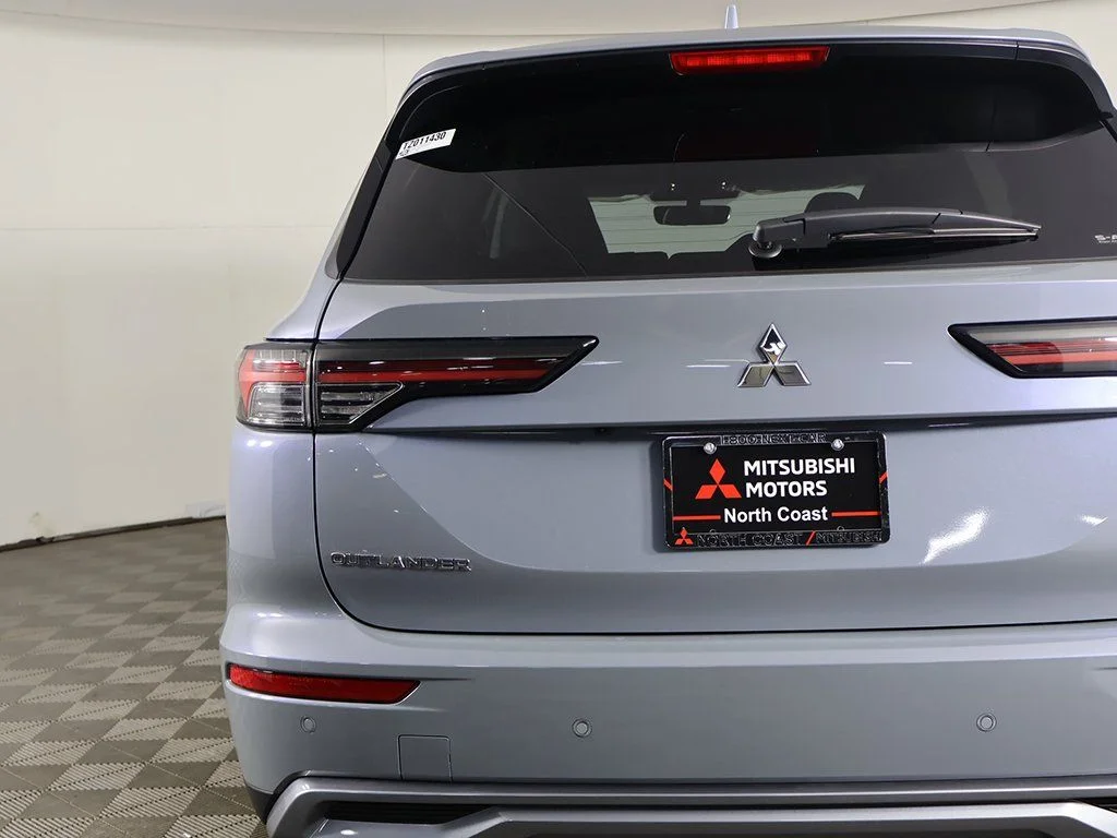2026 Mitsubishi Outlander SE - Photo 17