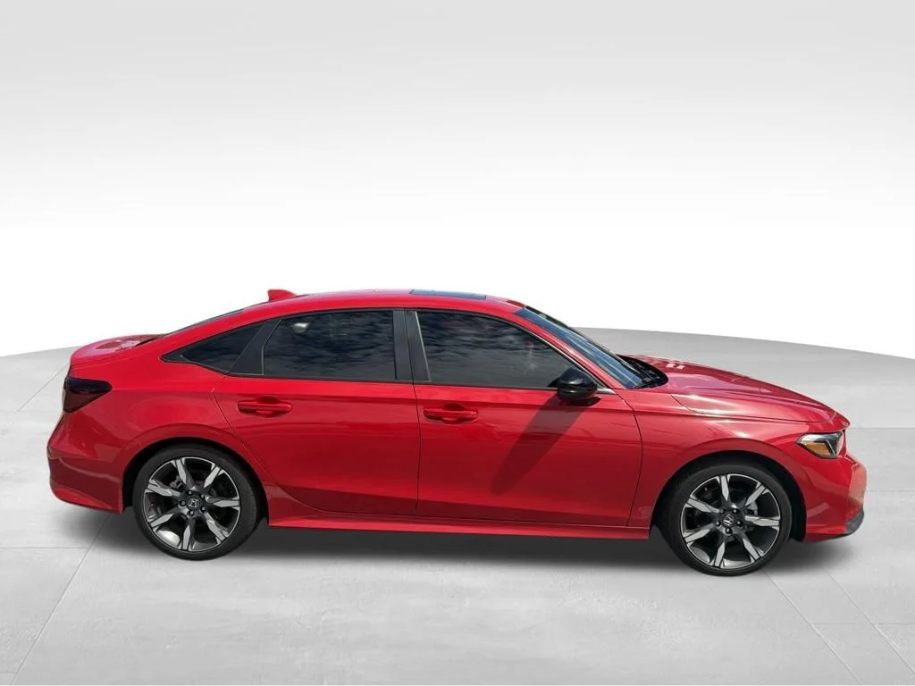 Used 2025 Red Honda  image 2