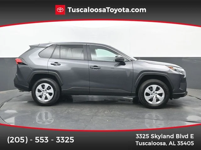 2025 Toyota RAV4 LE FWD's photo