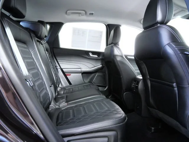 Used 2023 Red Ford Platinum image 12