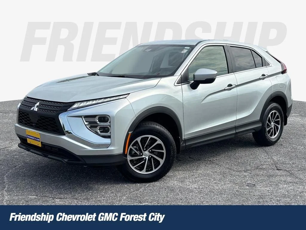 2025 Mitsubishi Eclipse Cross ES S-AWC's photo