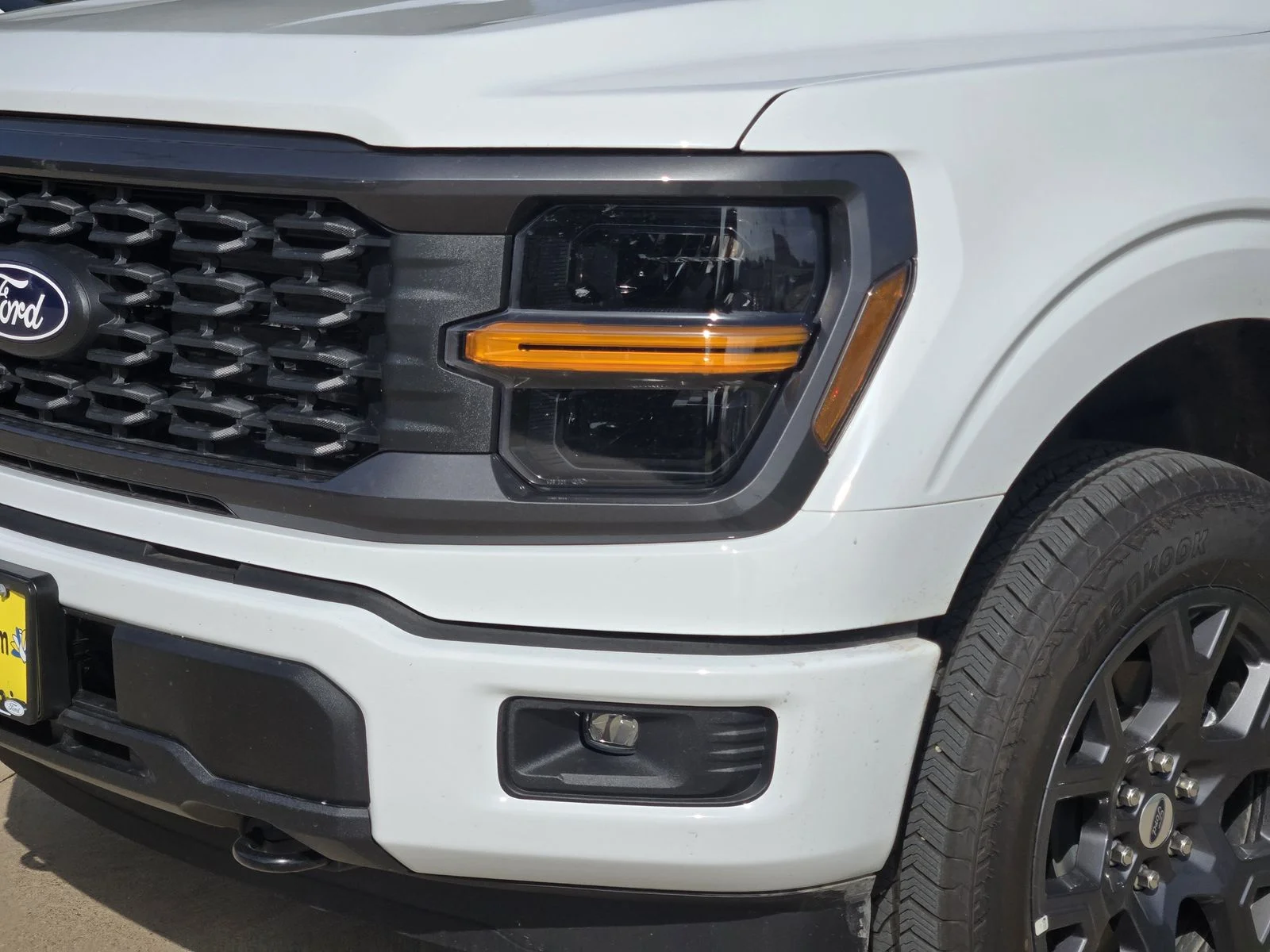 New 2026 Oxford White Ford STX® image 5