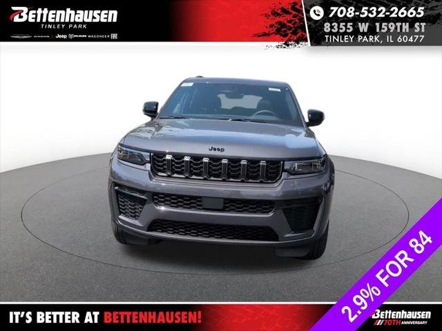 New 2026 Baltic Gray Metallic Clear-Coat Exterior Paint Jeep Laredo image 2