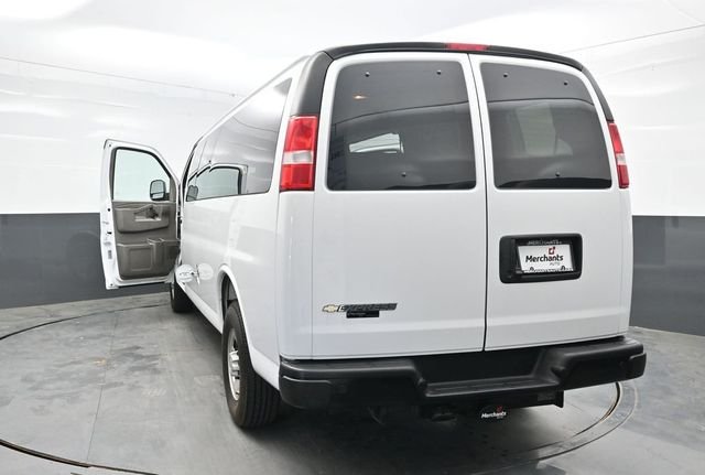Used 2024 White Chevrolet LS image 44