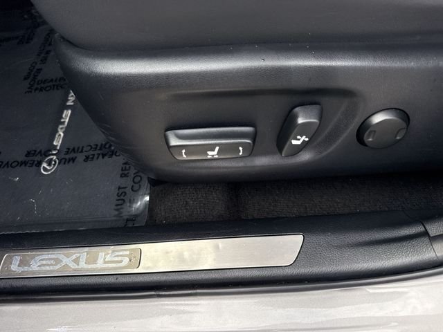 2021 Lexus NX 300 - Photo 12