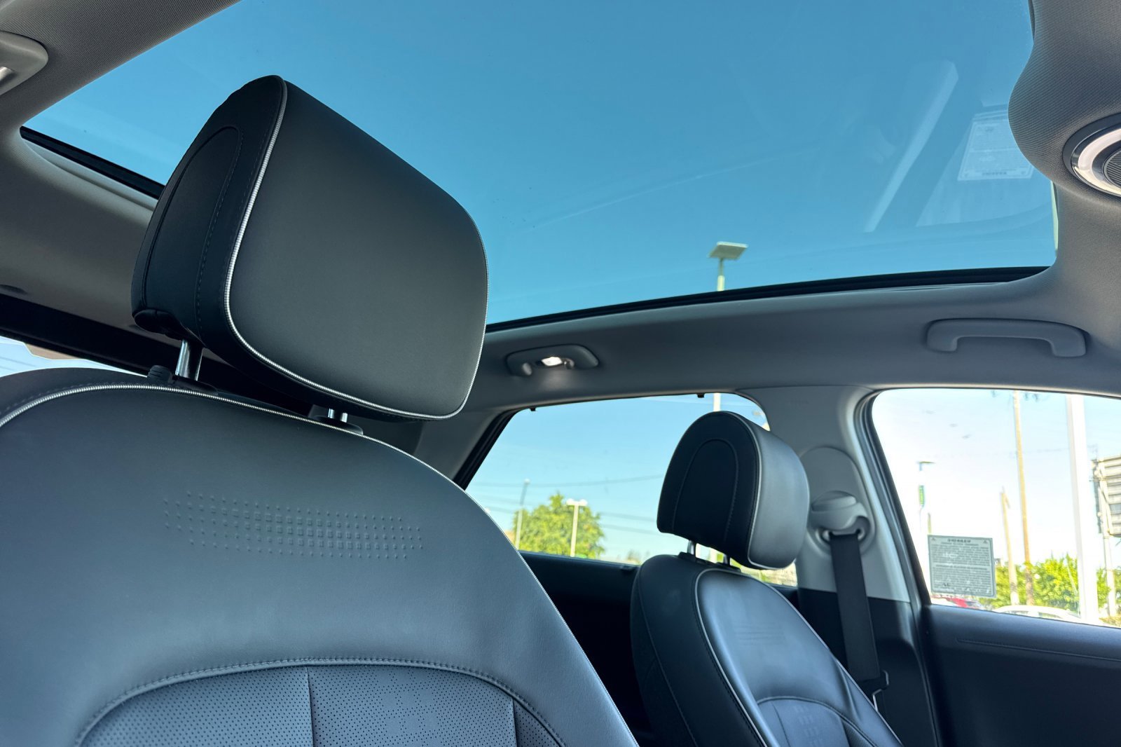 Certified Used 2024 Abyss Black Hyundai Limited image 17