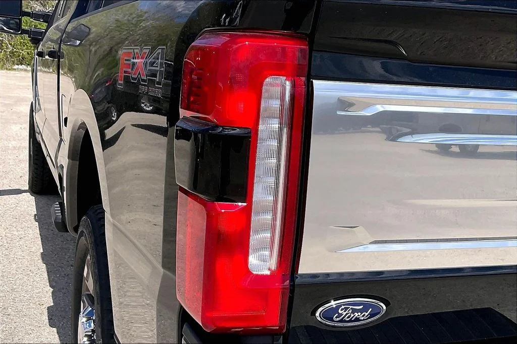 New 2026 Ford Super Duty F-250 King Ranch 4D Crew Cab