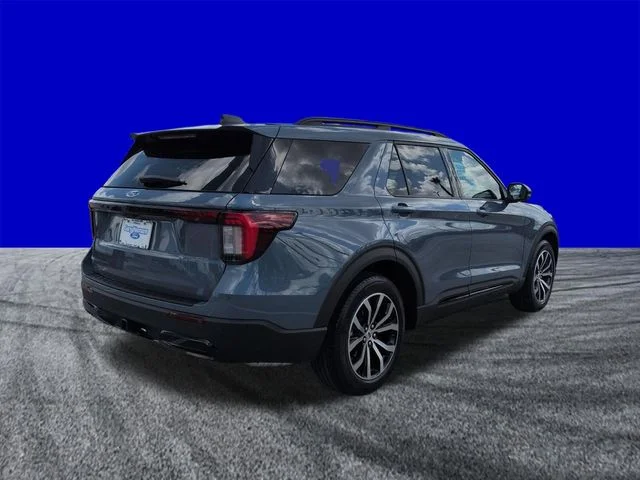 New 2026 Vapor Blue Metallic Ford ST-Line image 4