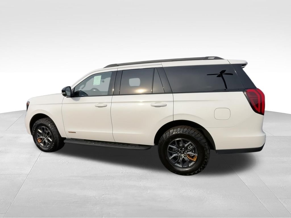 New 2026 Star White Metallic Tri-Coat Ford Tremor® image 6