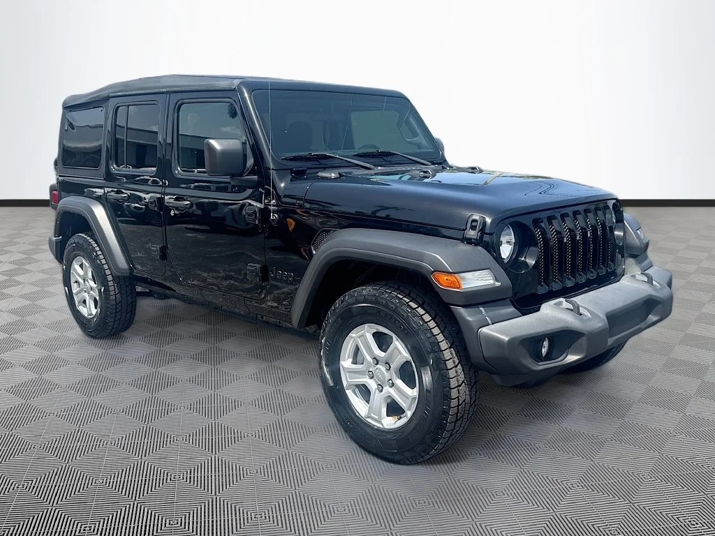Used 2022 Black Jeep Unlimited Sport S image 4