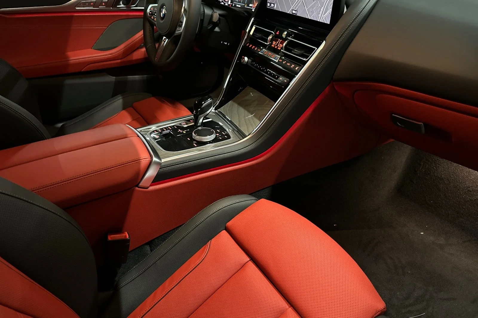2026 BMW 8 Series 840i - Photo 12