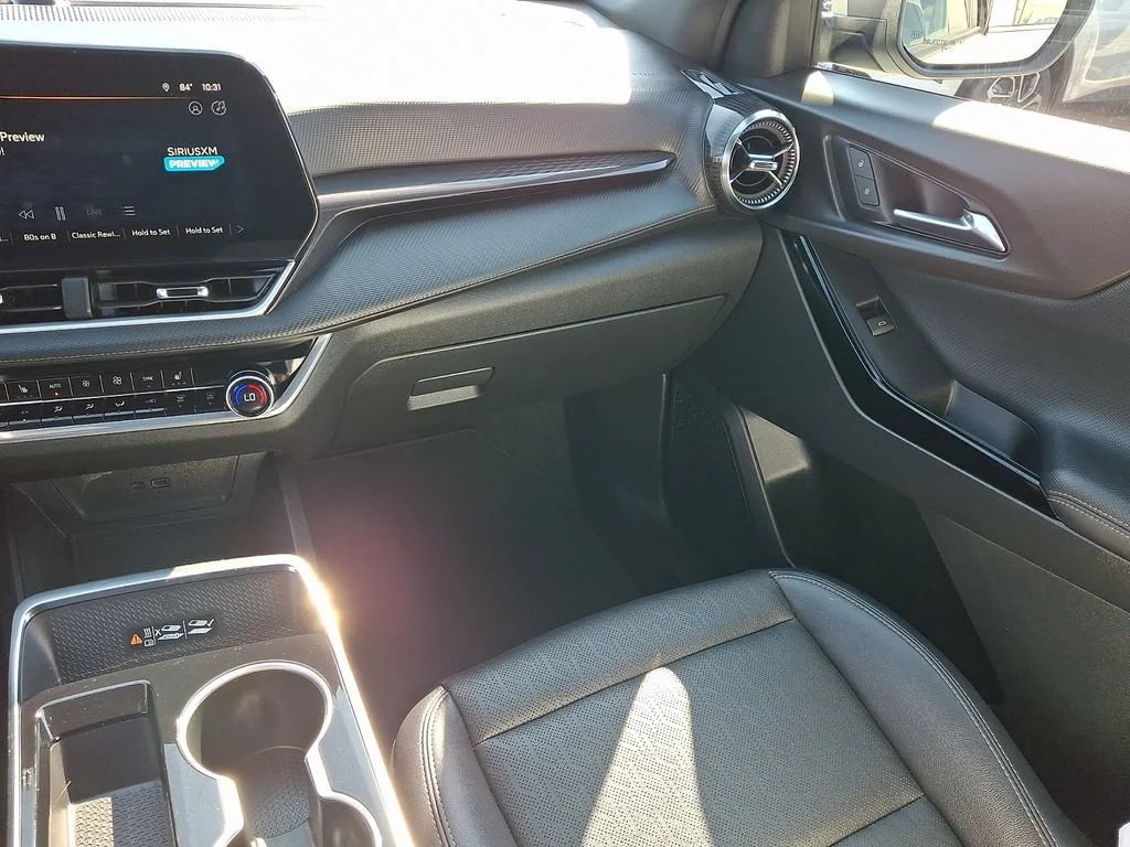 Used 2025 Cacti Green Chevrolet LT image 17