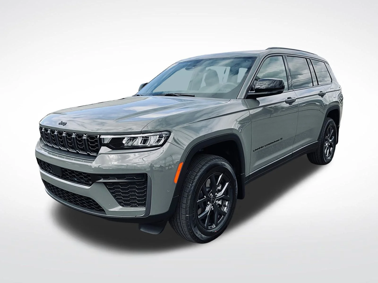 New 2027 Gray Jeep Laredo Altitude image 1