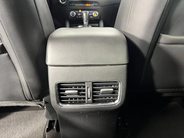 Used 2018 White Mazda Touring image 38