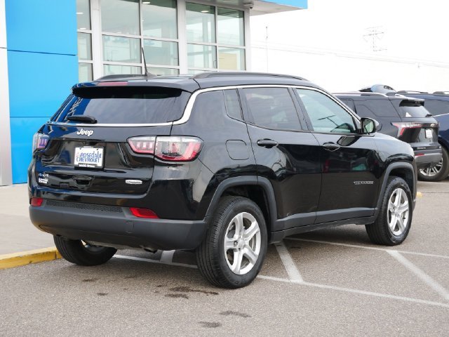 Used 2024 Black Jeep Latitude image 26